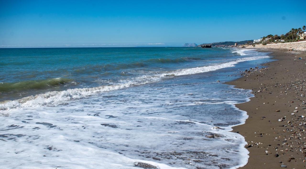 Fantastic Beachfront Apartment Estepona Ngoại thất bức ảnh
